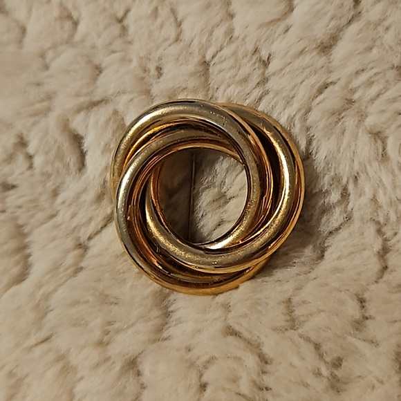 #0111 Vintage gold tone 3 entwined circles brooch - Picture 1 of 4